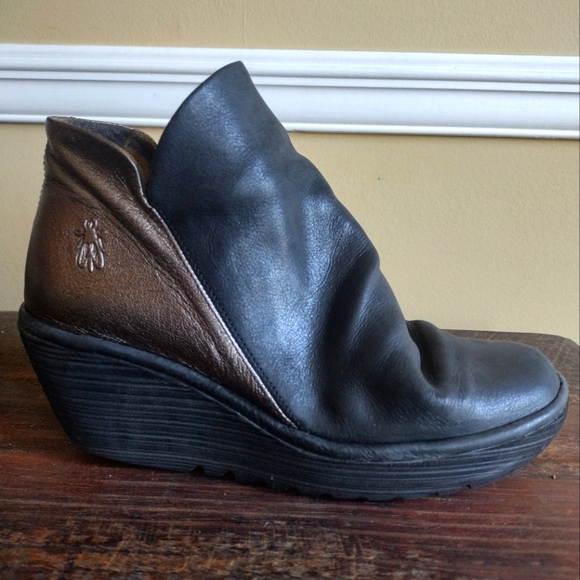 Fly London Shoes - Fly London Black Bronze Yip Boots Size 38 (7-7.5)